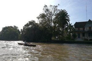 Statt mit der Bahn eben per Boot unterwegs